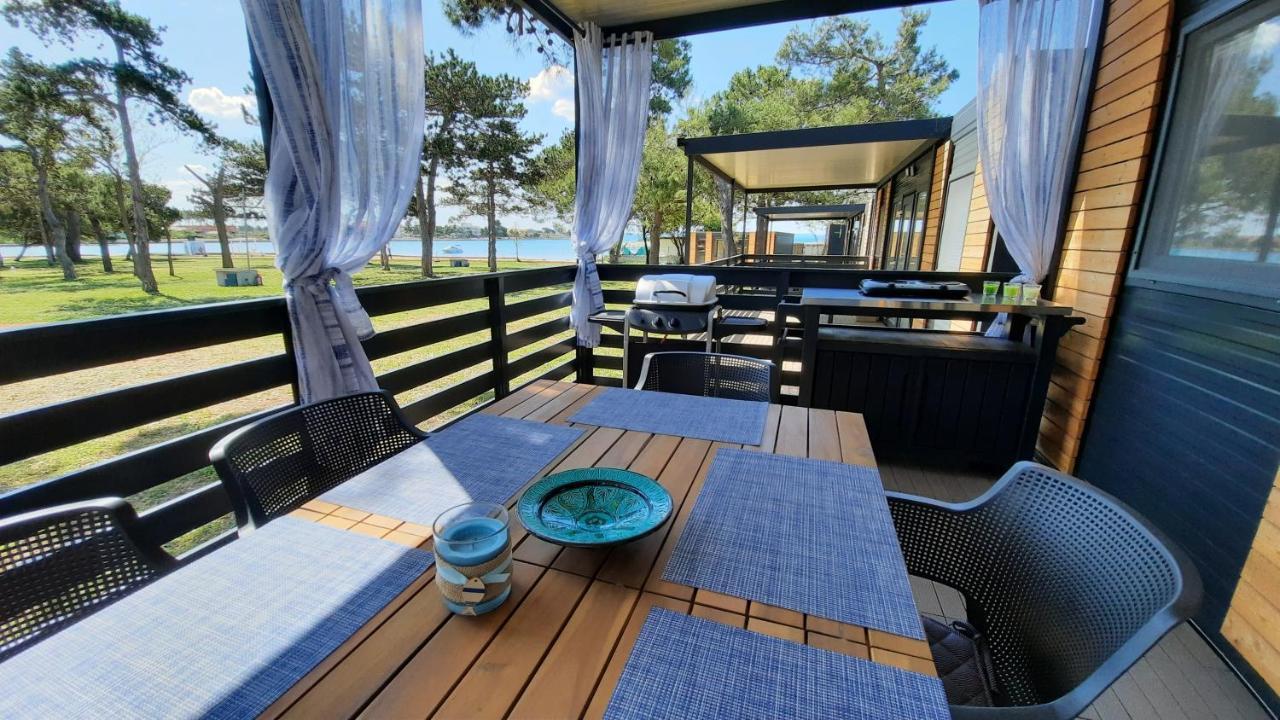 Sand & Relax Privlaka - Mobile Home Gloria Экстерьер фото